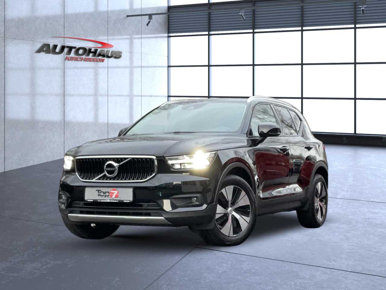 Volvo  XC40 D3 Momentum Pro 2WD Automatik Bluetooth Navi LED Klima Einparkhilfe el. Fen