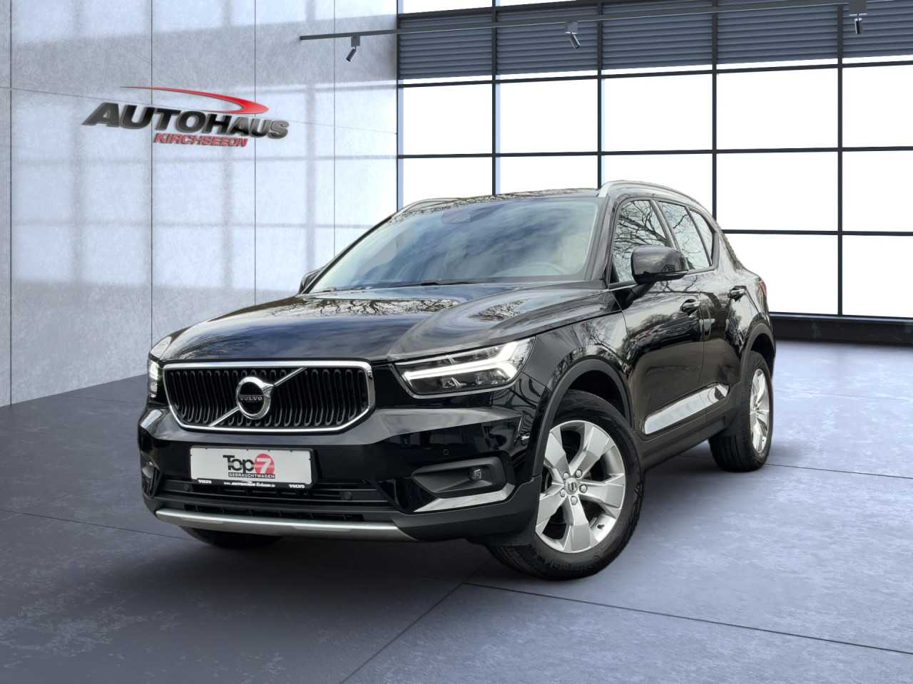 Volvo  XC40 T3 Momentum Pro 2WD Automatik Bluetooth Navi LED Klima Einparkhilfe el. Fen