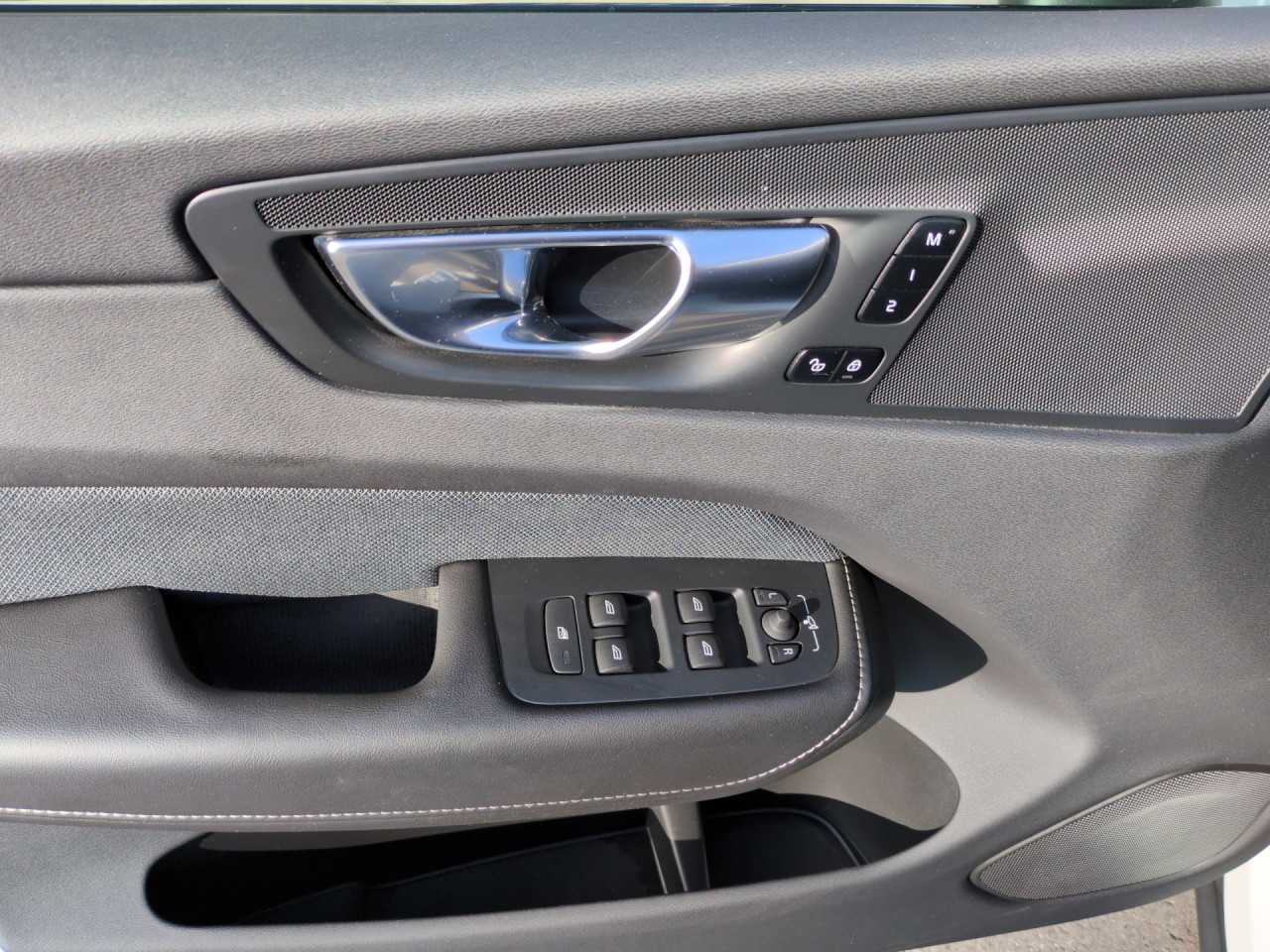 Volvo  Navi LED Klima Einparkhilfe el. Fenster