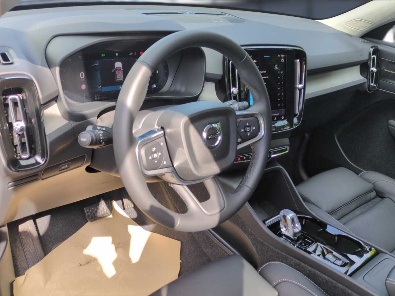 Volvo  Navi LED Vollleder Klima Einparkhilfe el. Fenster