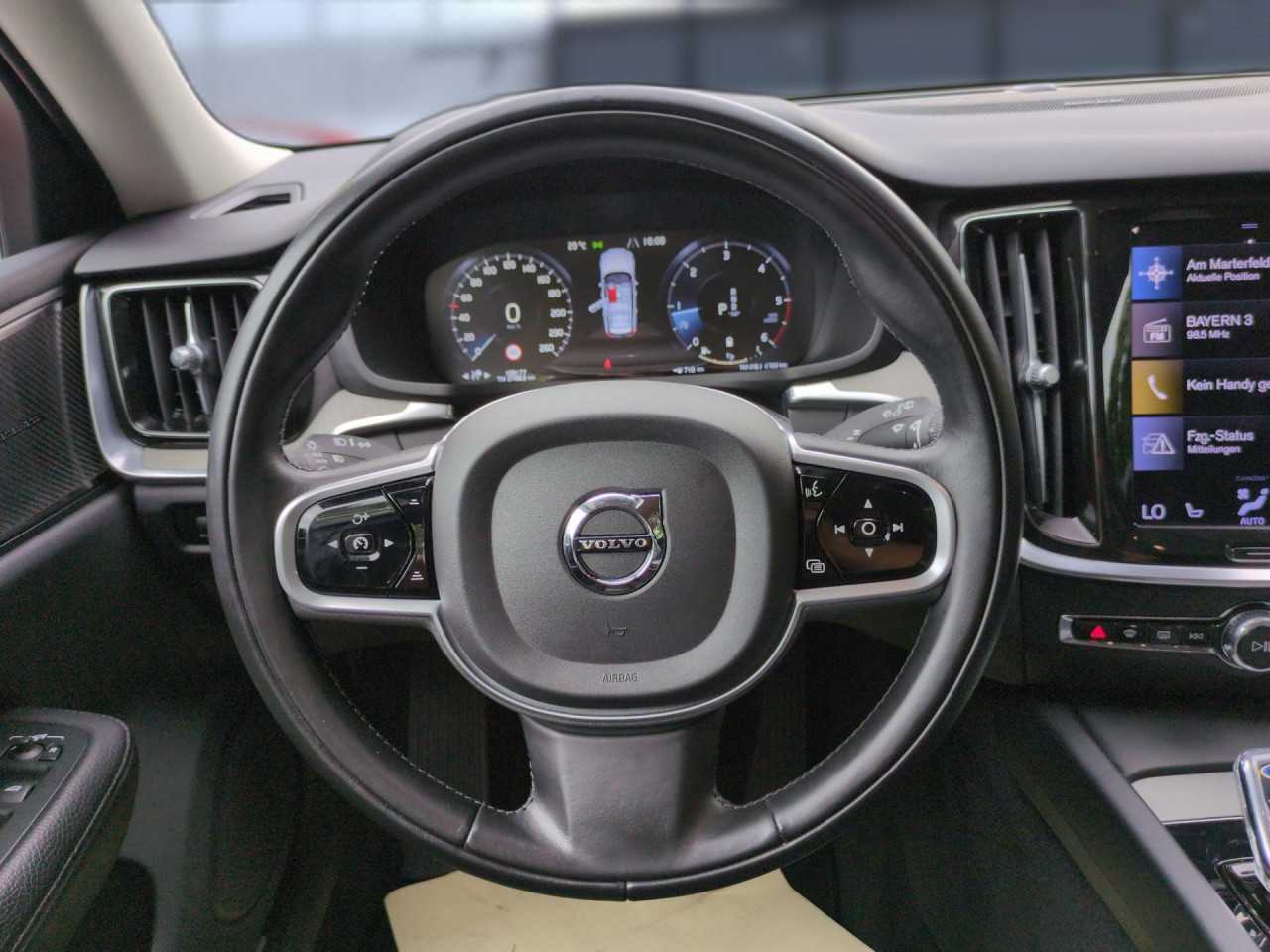 Volvo  Bluetooth Navi LED Vollleder Klima Einparkhilfe el. Fenster