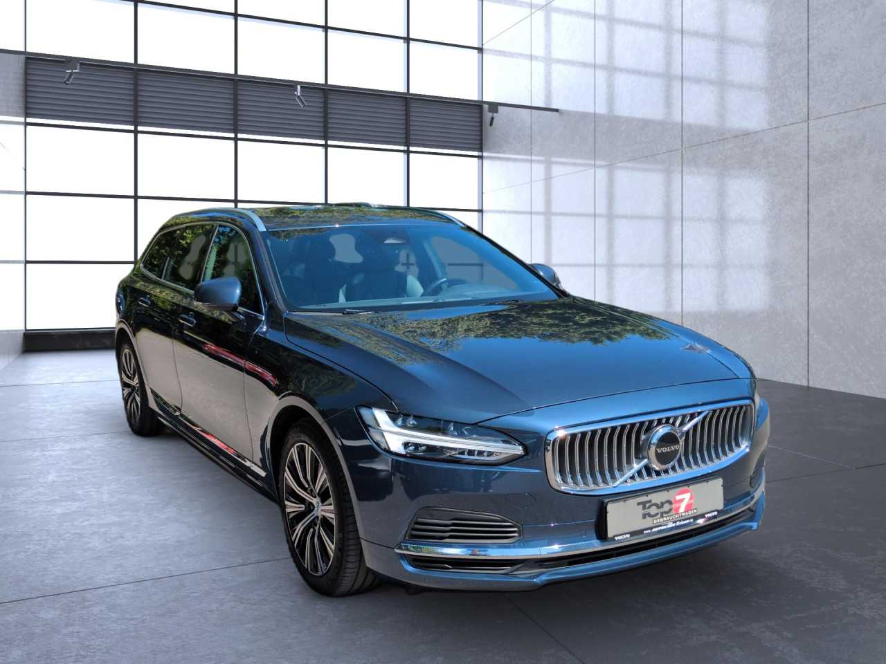 Volvo  Bluetooth Navi LED Vollleder Klima Standhzg Einparkhilfe el. Fenster