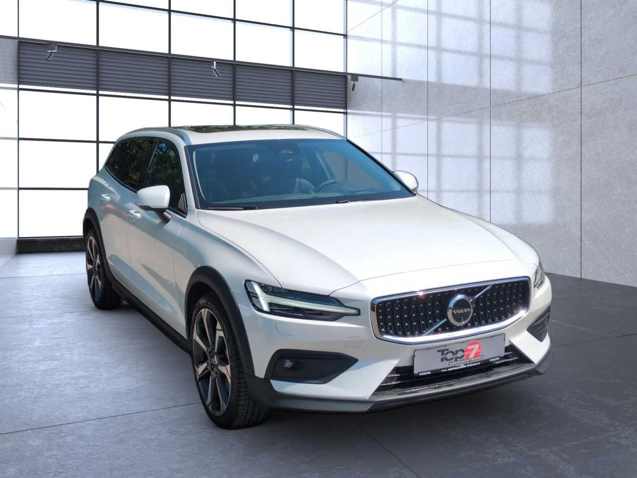 Volvo  CC Bluetooth Head Up Display LED Vollleder Klima Standhzg Einparkhilfe el. Fenst