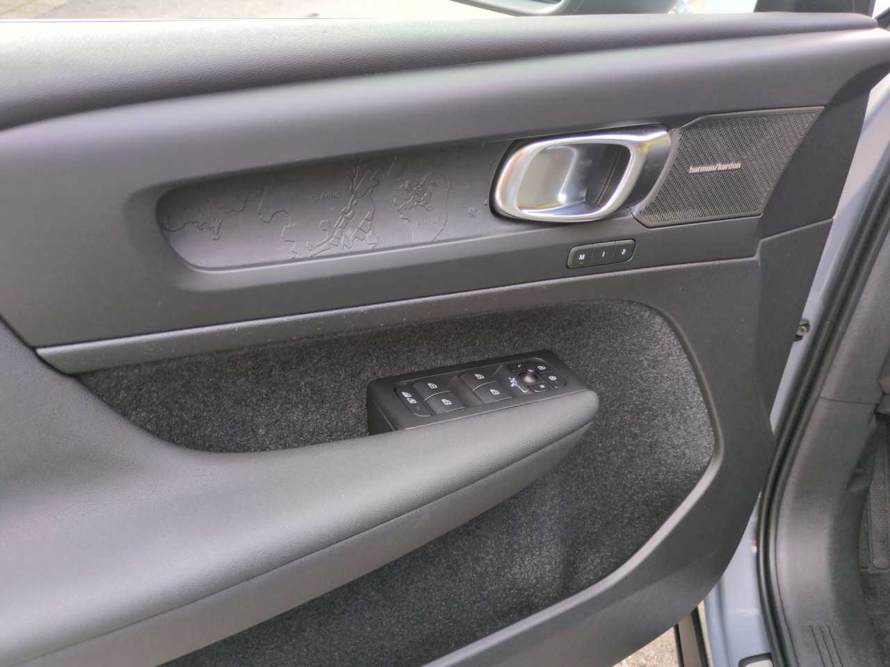 Volvo  Navi LED Klima Standhzg Einparkhilfe el. Fenster