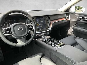 Volvo  V60 T6 Inscription Plug-In Hybrid AWD Automatik Bluetooth Navi LED Vollleder Kli