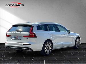 Volvo  V60 T8 Inscription Plug-In Hybrid AWD Automatik Bluetooth Navi LED Vollleder Kli