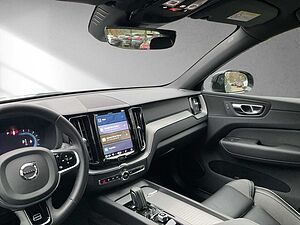 Volvo  XC60 B4 (Benzin) R-Design 2WD Automatik Bluetooth Navi LED Klima Einparkhilfe el