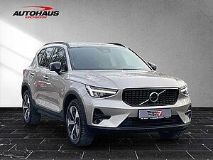 Volvo  XC40 B3 (Benzin) Plus Dark 2WD Automatik Bluetooth Navi LED Klima Einparkhilfe e