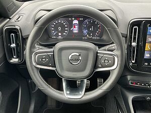 Volvo  XC40 B4 (Benzin) R-Design AWD Automatik Bluetooth Navi LED Klima Einparkhilfe el