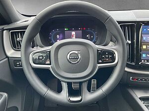 Volvo  XC60 B4 (Diesel) R-Design AWD Automatik Bluetooth Navi LED Klima Einparkhilfe el