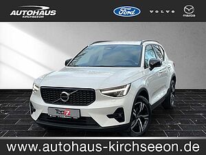 Volvo  Volvo XC40 B3 (Benzin) Plus Dark 2WD Automatik Bluetooth Navi LED Klima Einparkh