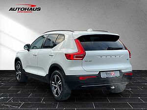 Volvo  Volvo XC40 B3 (Benzin) Plus Dark 2WD Automatik Bluetooth Navi LED Klima Einparkh