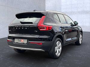 Volvo  XC40 T3 Momentum Pro 2WD Automatik Bluetooth Navi LED Klima Einparkhilfe el. Fen