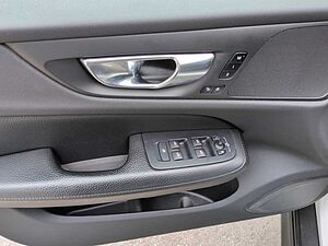 Volvo  Bluetooth Navi LED Vollleder Klima Einparkhilfe el. Fenster