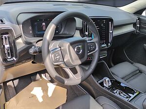 Volvo  Navi LED Vollleder Klima Einparkhilfe el. Fenster