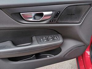 Volvo  Bluetooth Navi LED Vollleder Klima Einparkhilfe el. Fenster