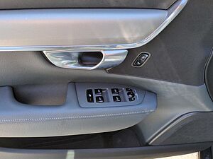 Volvo  Bluetooth Navi LED Vollleder Klima Standhzg Einparkhilfe el. Fenster