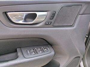 Volvo  Bluetooth Head Up Display Navi LED Vollleder Klima Standhzg Einparkhilfe el. Fen