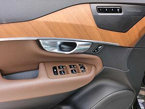 Volvo  Bluetooth Head Up Display Navi LED Vollleder Klima Einparkhilfe el. Fenster