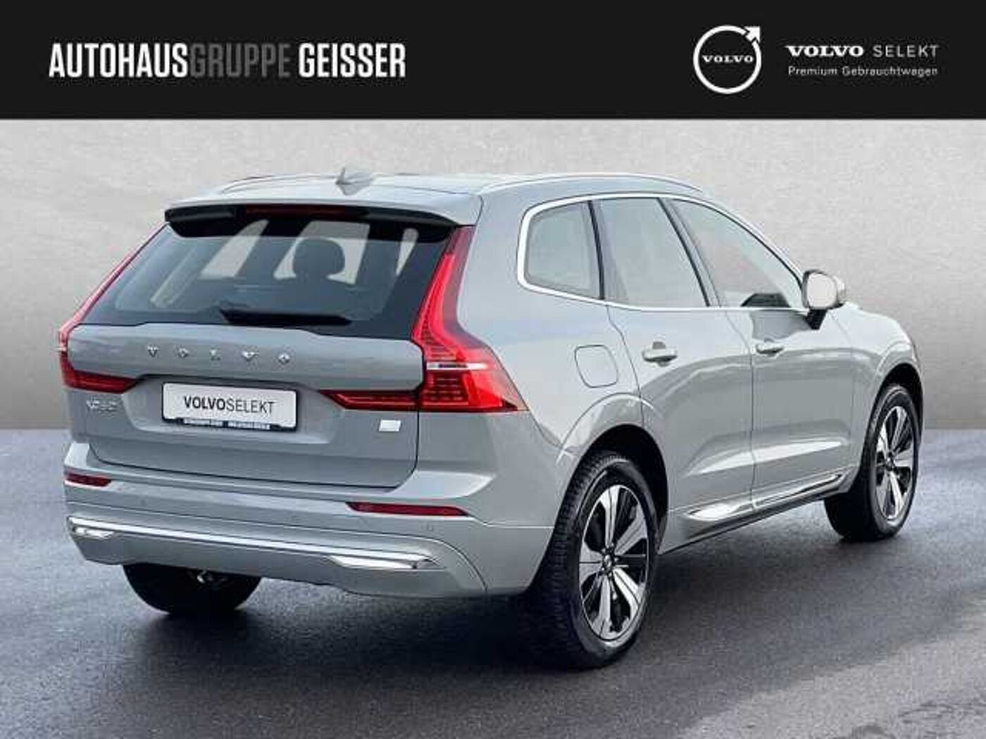 Volvo  T6 AWD Recharge Plus Bright  LED SD