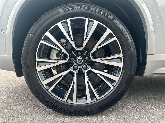 Volvo  T8 AWD Recharge Plus Dark 7-Sitzer AHK