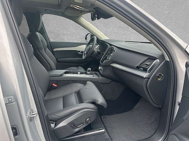 Volvo  T8 AWD Recharge Plus Dark 7-Sitzer AHK