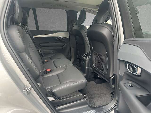 Volvo  T8 AWD Recharge Plus Dark 7-Sitzer AHK