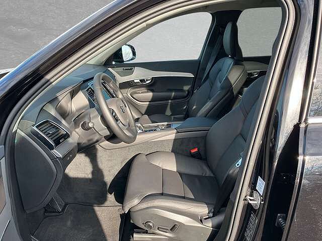 Volvo  T8 AWD Core Automatik 7-Sitzer  ACC BLIS