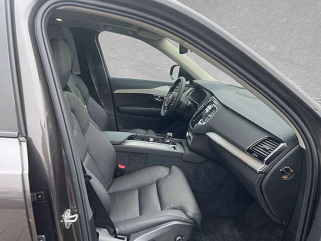 Volvo  T8 AWD Plus Dark Automatik 7-Sitzer AHK ACC