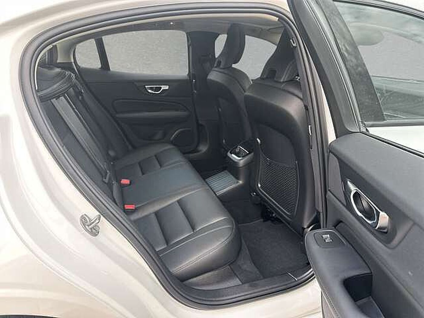 Volvo  T8 AWD Recharge Plus Dark  ACC BLIS LED SD