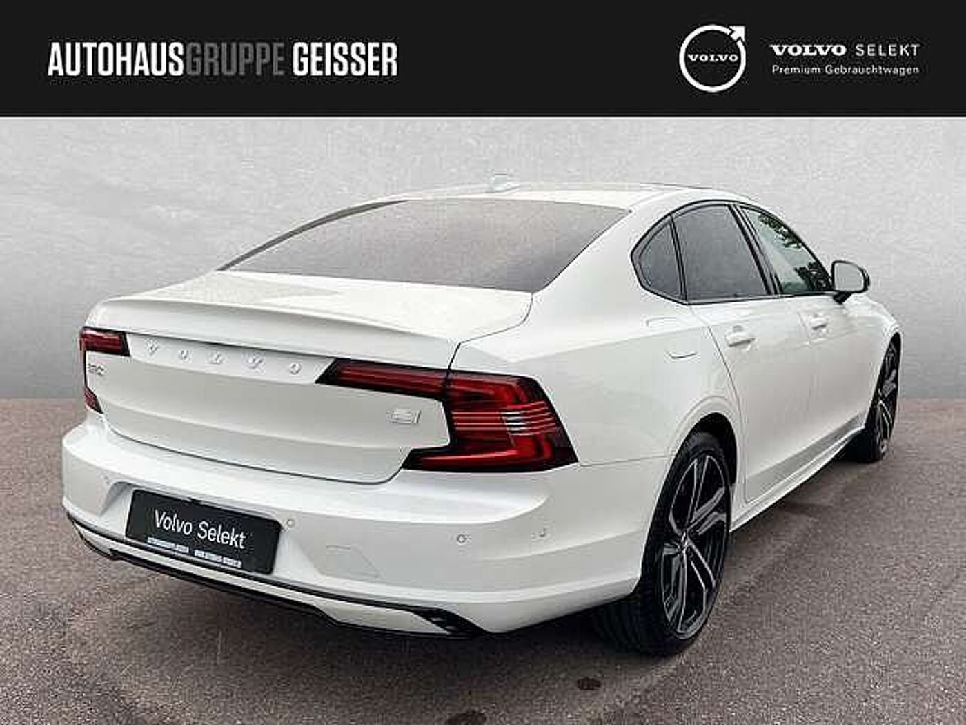 Volvo  T8 AWD Recharge Plus Dark ACC BLIS SD