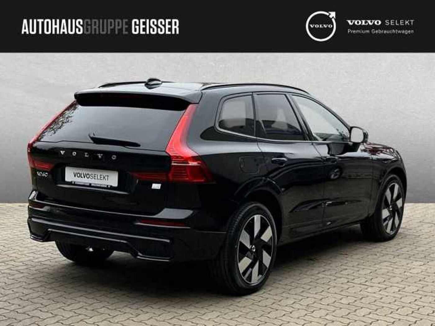 Volvo  T8 AWD Recharge Plus Dark  ACC BLIS SD