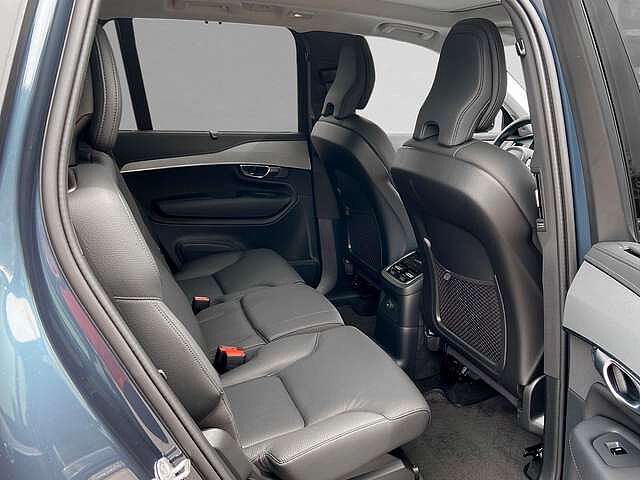 Volvo  T8 AWD Recharge Plus Dark 7-Sitzer AHK