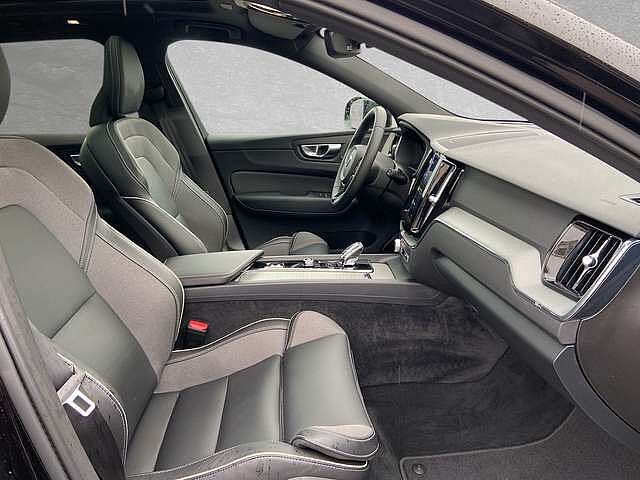 Volvo  T6 AWD Recharge Plus Dark ACC BLIS SD