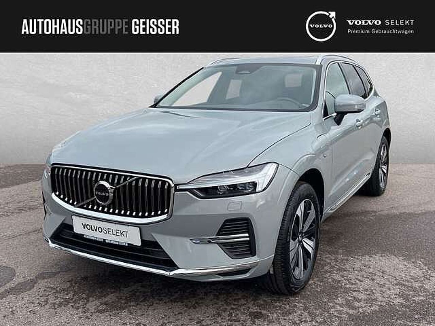 Volvo  T6 AWD Recharge Core ACC BLIS SD LED
