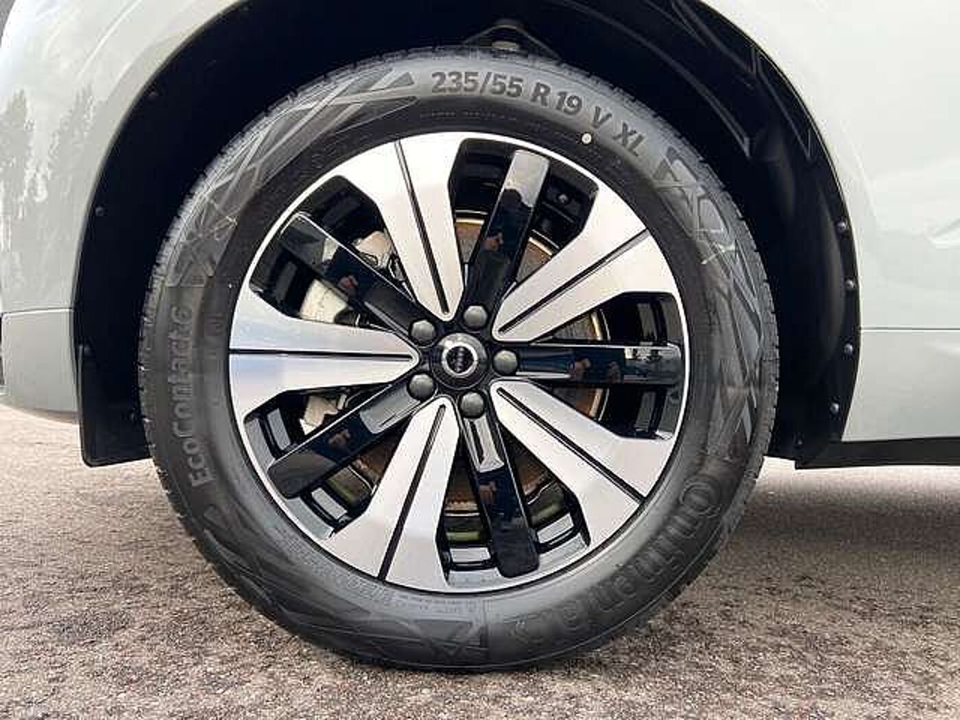 Volvo  T6 AWD Recharge Core ACC BLIS SD LED