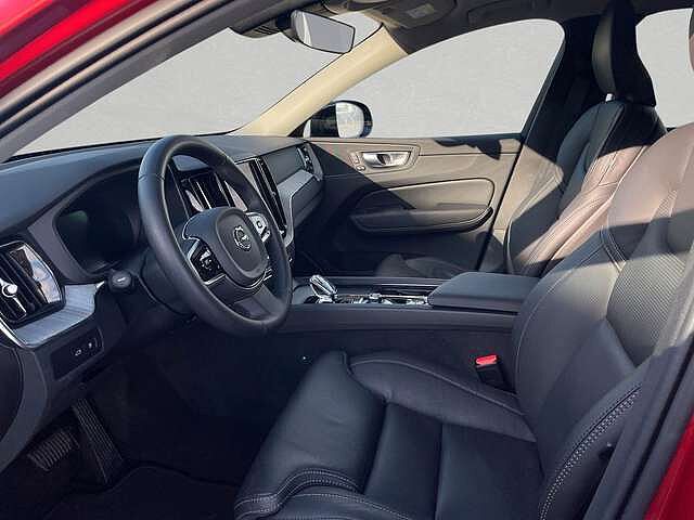 Volvo  T6 AWD Plug-in Hybrid Plus Dark AHK ACC