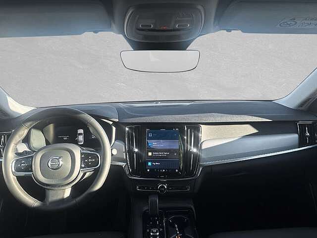 Volvo  T8 AWD Recharge Core ACC BLIS LED