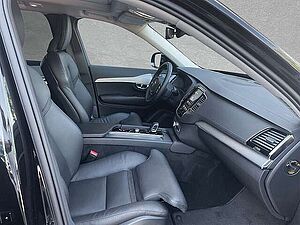 Volvo  T8 AWD Recharge Plus Dark 7-Sitzer AHK