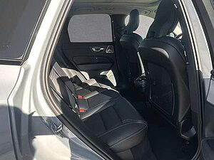 Volvo  B5 AWD Ultra Dark ACC BLIS HUD SD