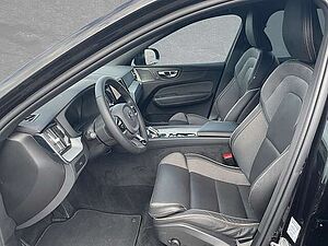 Volvo  B5 AWD Mild-Hybrid Plus Dark AHK ACC BLIS