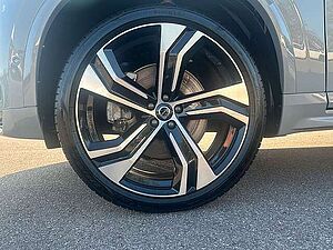 Volvo  T8 AWD Recharge Ultra Dark 7-Sitzer AHK SD