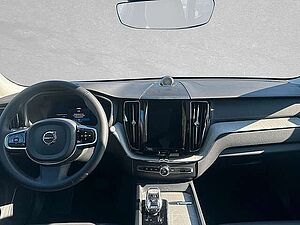 Volvo  B5 AWD Ultra Dark ACC BLIS HUD SD