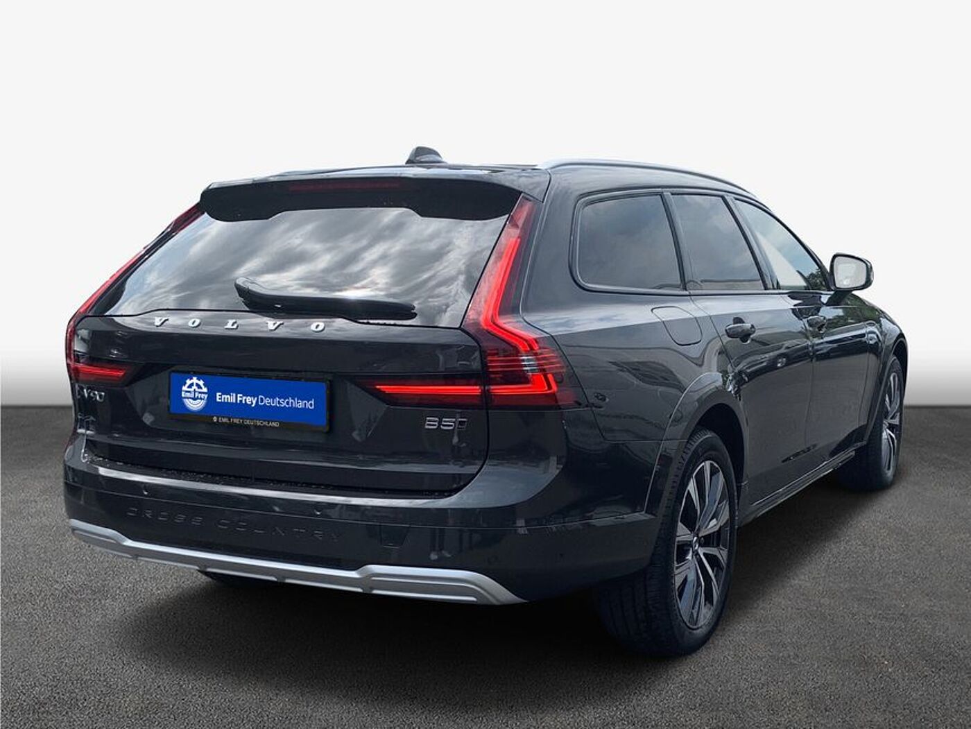 Volvo  V90 Cross Country B5 B AWD