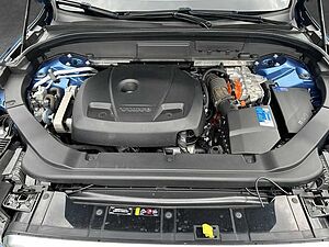 Volvo  T8 Twin Engine AWD Geartronic