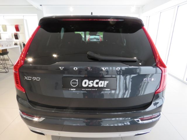 Volvo  D5 AWD Inscription Xenium-P Business-Pro