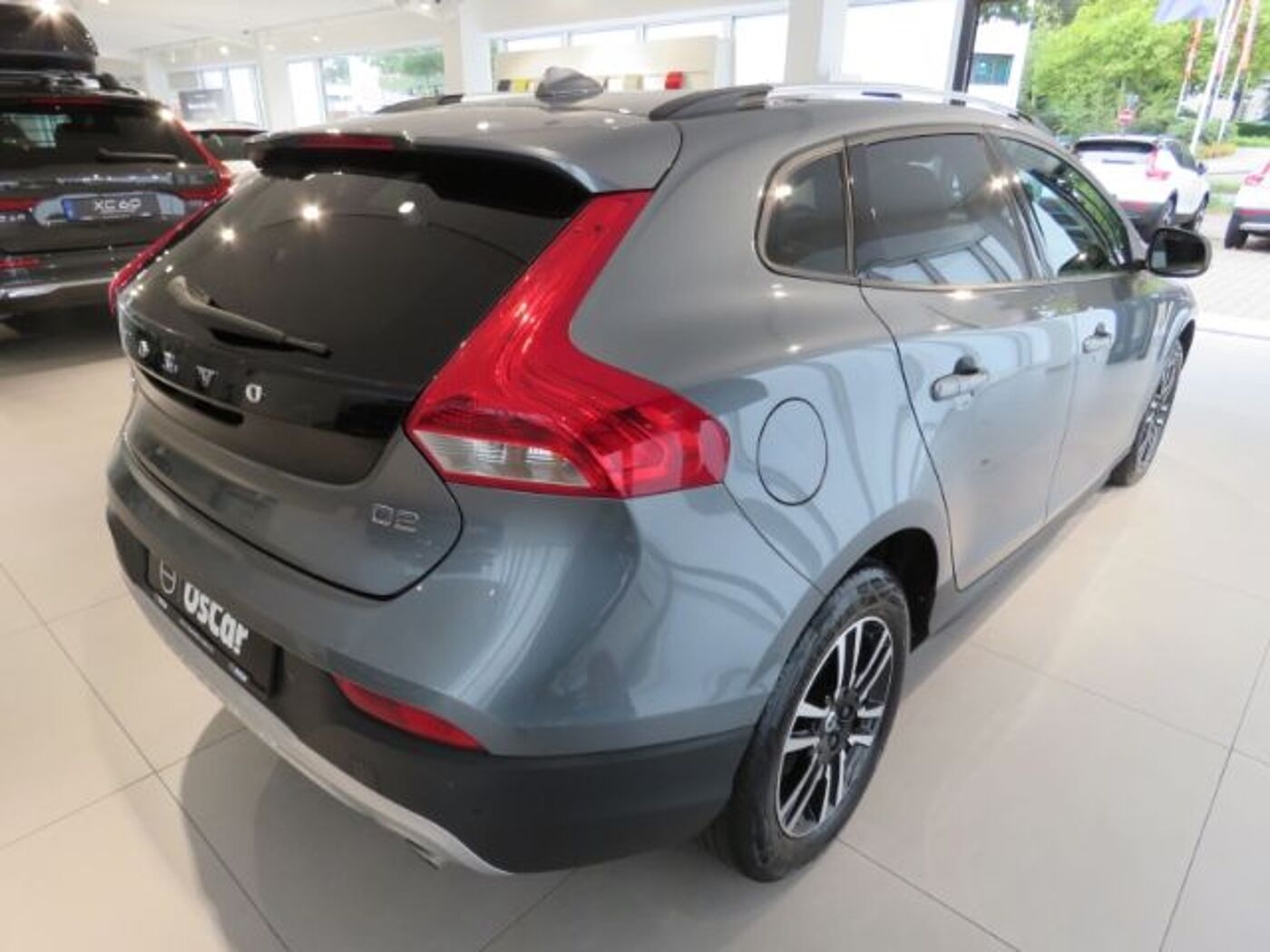 Volvo  D2 Cross Country Plus Panorama Cam Winter