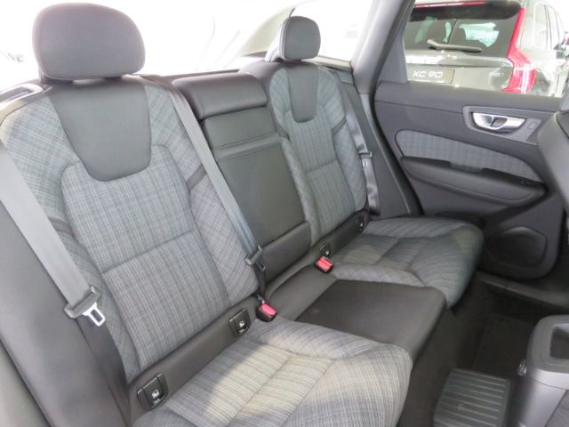 Volvo  T6 Recharge Core 0,5% Reg. Winter-P. Fronts