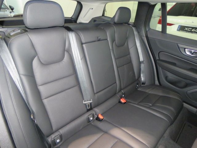 Volvo  B4 Diesel Plus Bright 19Zoll 360Grad Harmann
