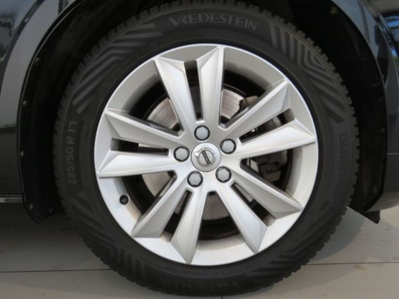 Volvo  B3 Benzin Momentum Pro IntelliSafe Pro-P. Le